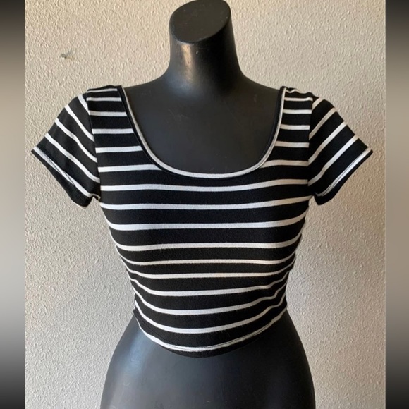 Tops - Poetry Small Black Cropped Top Short Sleeve Tee with White Stripes